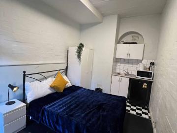 Room in a 27 Bedroom Apartment, 146 Flinders,...