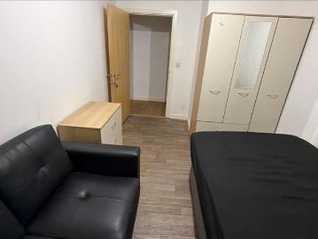 Room in a Shared Flat, Charles St, LE1