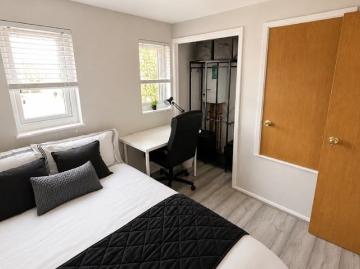 Room in a Shared House, Butterfield Square, E6