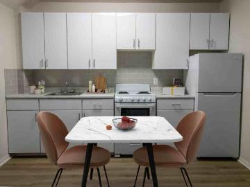 Rockcliffe Arms 1 Bedroom Apartment for Rent at 124...