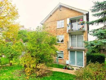 Rockhurst Drive, Eastbourne, 3 Bedroom Flat