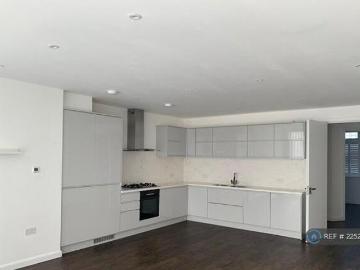 Rundell Crescent, London, 4 Bedroom Semi detached