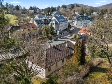 Döbling, 19. Bezirk:Bungalow mit Entwicklungspotenzial