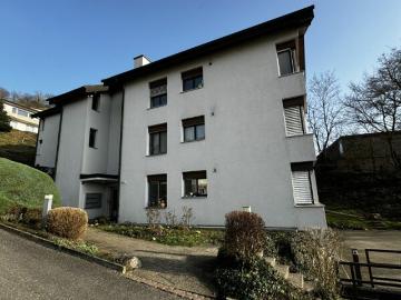 Ruhig gelegene 5.5 Zimmer Maisonette Wohnung mit Balkon...