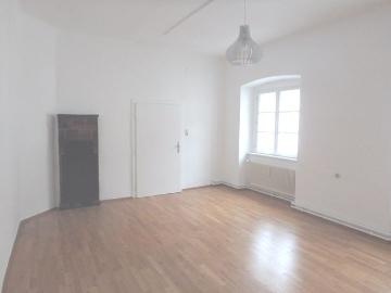 RUHIGE 2 Zimmer MIETWOHNUNG IN TOP ZENTRUMSLAGE