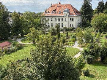 Ruhige 60 m² Wohnung mit Balkon in Top Lage Uni, LKH &...