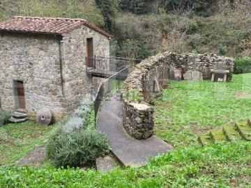Rustici e casali in vendita di 80 m²