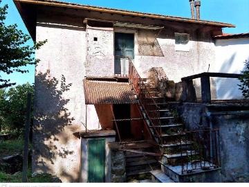 Rustico / Casale in vendita a Genova GE