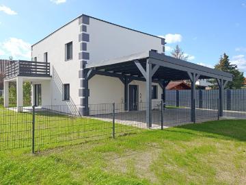 SCHLÜSSELFERTIGE EINFAMILIENHÄUSER MIT GARTEN, TERRASSEN...