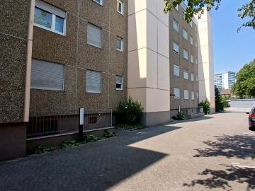 Schöne helle 4 ZKB Wohnung mit KFZ Stellplatz in Oggersheim