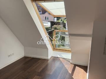 Schöne, helle Dachgeschosswohnung mit Blick auf die...