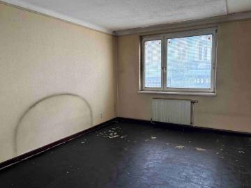 Sanierungsbedürftige 2 Zimmerwohnung Beim Brunnenmarkt!