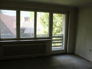 Sanierungsbedürftiges Einfamilienhaus mit Nebengebäuden...