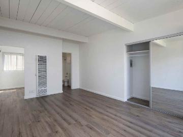 Sail Bay Apartments 1 Bedroom Apartment for Rent at 1327...