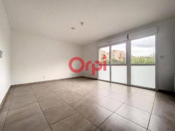 SAINT MARTIN T1 AVEC PARKING ENV 31 M²