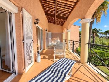 Sainte Maxime secteur La Croisette Appartement T4 vue mer