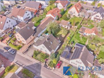 Satte 756 m² Süd Westlage * älteres Einfamilienhaus zum...