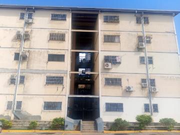 SE VENDE APARTAMENTO EN CHARALLAVE VE64 23CHVE MMAR