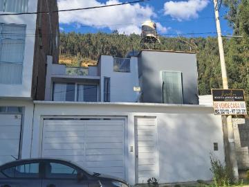 Se Vende Casa de 2 Pisos + Azotea en Urb. San Alfonso...