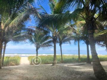 Se Vende Casa Frente al Mar en Canoa