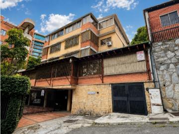 Se vende Edificio 1.055,09m² Lomas de Las Mercedes