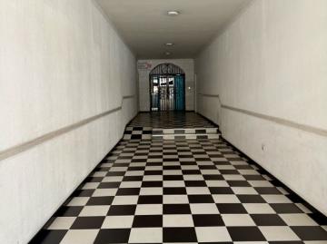 Se alquila oficina amoblada 112m2 Sabana Grande 5905