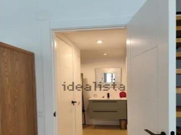 Se alquila bonito estudio en Chamartín