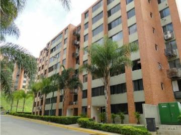 Se alquila habitación 17m2 Los Naranjos Humboldt 0750