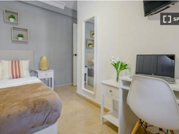 Se alquila habitación en piso compartido en Madrid