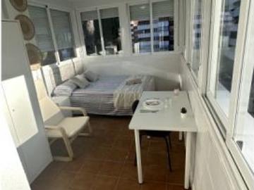 Se alquila habitación en piso de 5 habitaciones en Móstoles