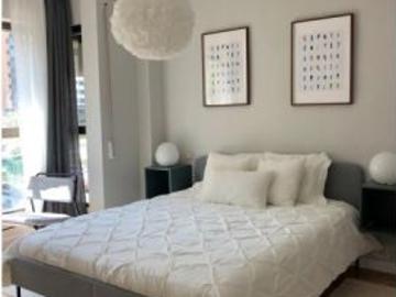 Se alquila piso de 1 dormitorio en Valdezarza, gastos...