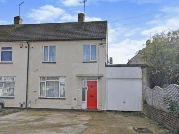 Semi detached House For Rent In Orpington