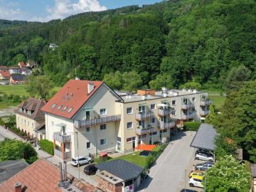 SENIORENWOHNUNG: sonnige 2 Zimmer Wohnung mit Balkon in...
