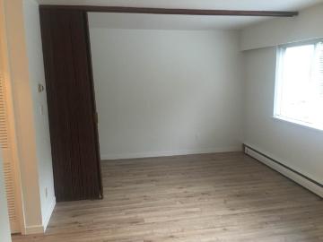 Seaside Towers Studio Apartment for Rent at 150 21st St,...
