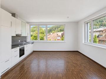 Sehr helle, großzügige 4 Zimmer Wohnung – nur vier...