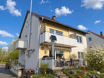 Selbst einziehen und Rendite sichern: Mehrfamilienhaus...