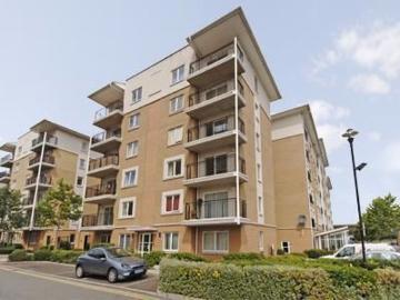 Settlers Court, Virginia Quay, London E14, Room to rent,...