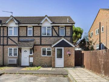 Seymour Way, Sunbury on thames, 2 Bedroom End