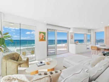 Shine Bright Like A Diamond Absolute Beachfront...
