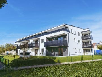 Sonnige 2 Zi. Gartenwohnung mit Tiefgaragen u....