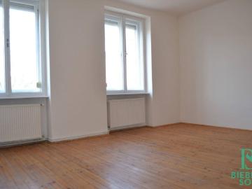 Sonnige 2 Zimmer Wohnung Ideal auch als Büro oder Praxis...