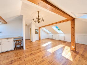 Sonniges Haus Direkt am Waldrand in Seiersberg Pirka