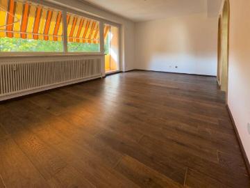 Sofort beziehbar – Großzügige 3 Zimmer Wohnung mit...