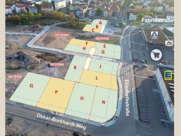 Sofort bebaubare Baugrundstücke in zentraler Lage zu...