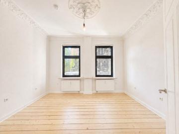 Sofort Verfügbar: Renovierte Erdgeschosswohnung in...