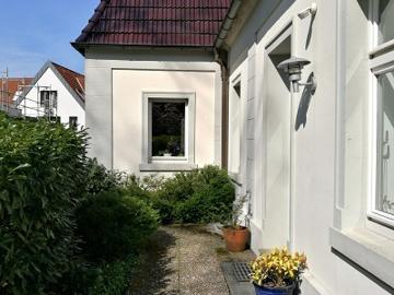 Solides Einfamilienhaus in familienfreundlicher Wohnlage