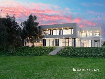 Sophisticated Architectural Luxury, Valley Views &...
