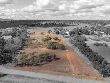 Space, Lifestyle & Future Potential on the Edge of Leeton