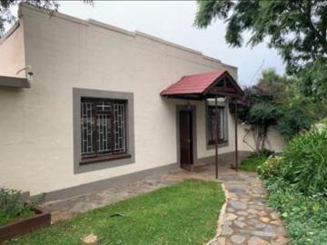 spacious 4 bedroom country cottage