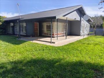 spacious 4 bedroom family home with.